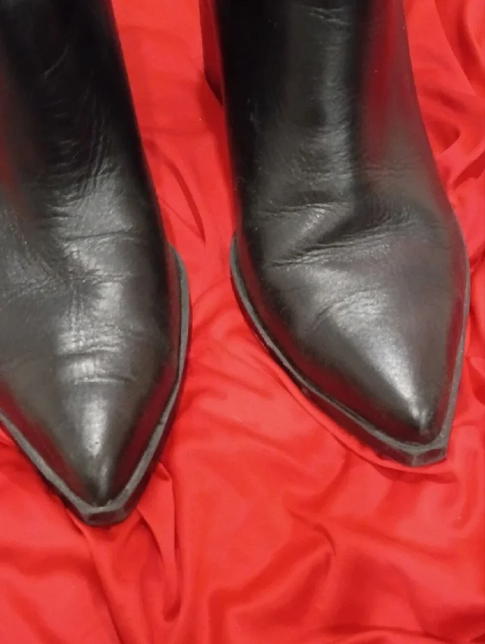 Marc Fisher Black Leather Pointed Toe Ankle Booties with Block Heel